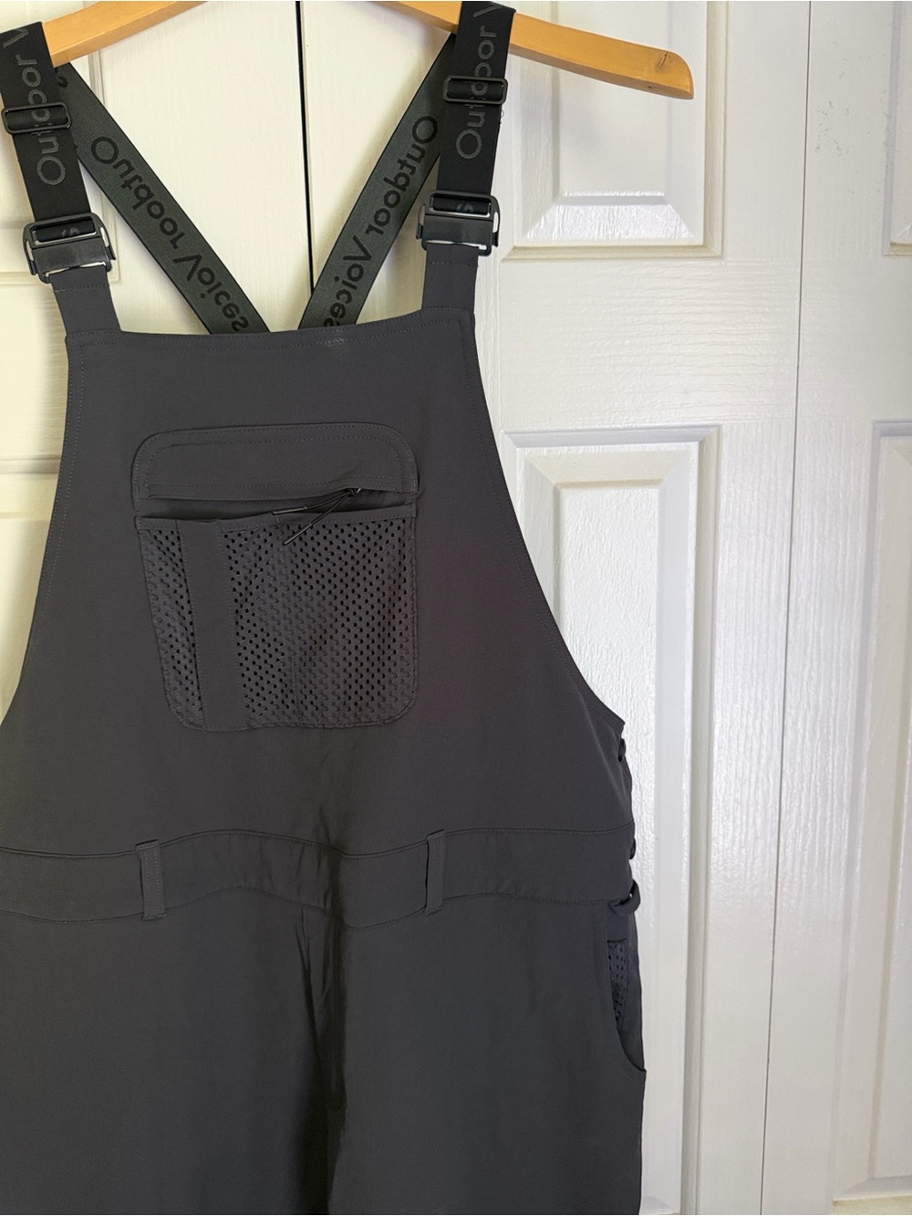 Outdoor Voices RecTrek Overalls Snow Bibs Gorpcore Women’s XL - Picture 4 of 6
